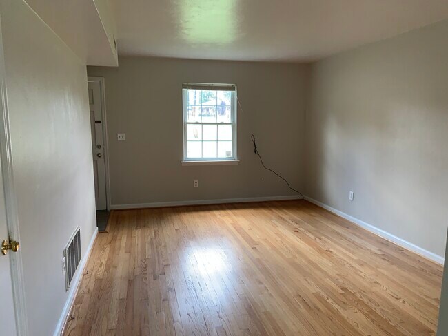 Foto del edificio - 520 E Virginia Ave