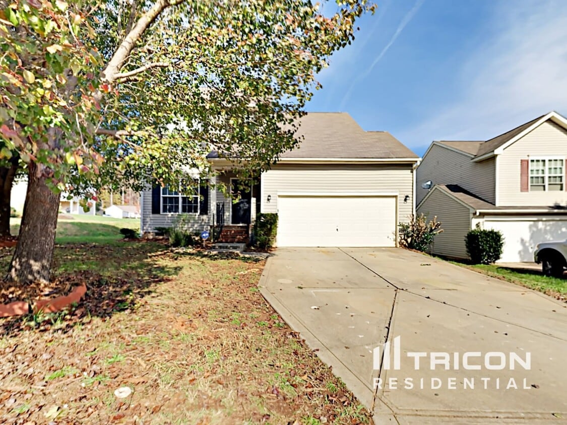 Foto principal - 5203 Holbert Cir