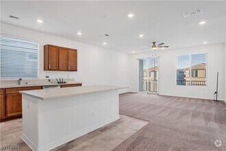 Building Photo - 5772 Avondale Rise Wy