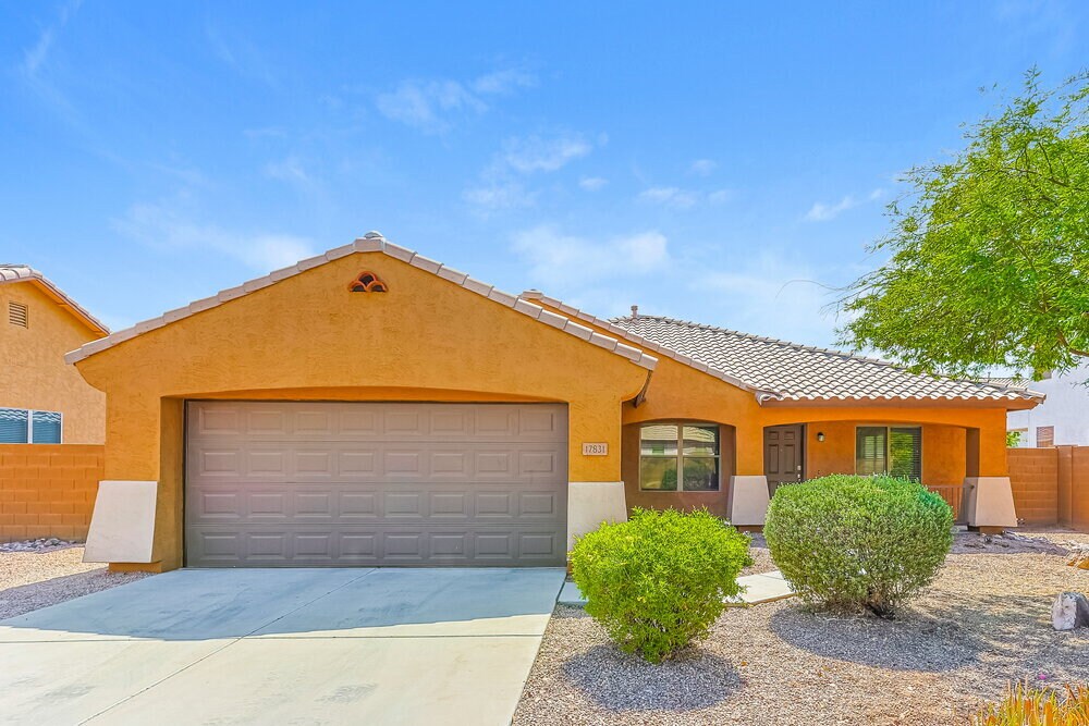 Foto principal - 17831 N Madison Rd