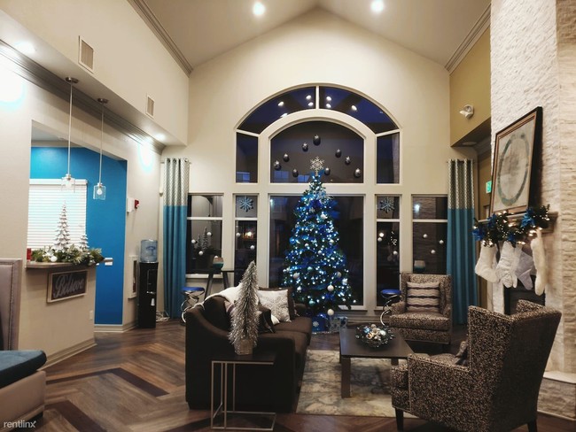 Foto del edificio - 3760 W 112th Ave