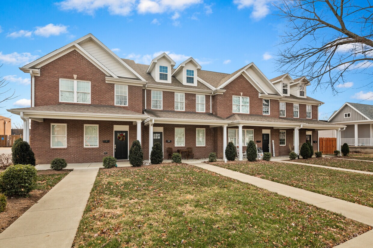 Foto principal - 320 Hill Ave