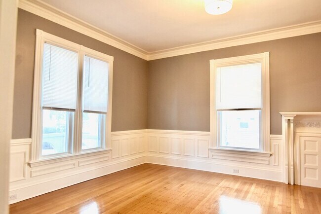 Building Photo - 28 Virginia St