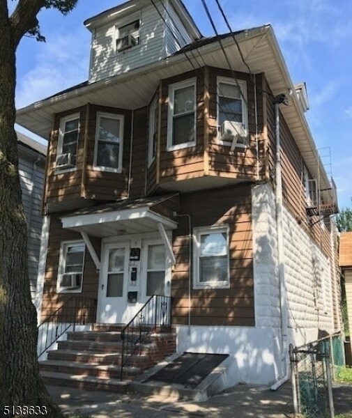 5 Salter Pl Unit 2R/4, Bloomfield, NJ 07003 Room for Rent in
