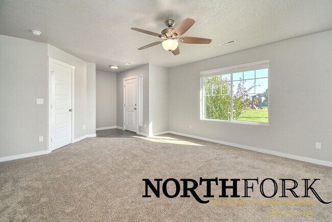 Building Photo - Well designed Meridian Home for Rent