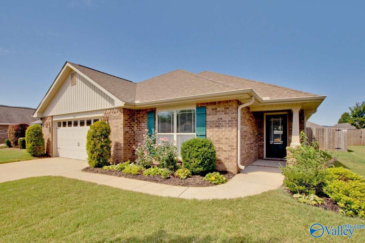 Foto principal - 5010 Montauk Trail SE