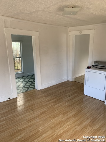 Building Photo - 1814 Aransas Ave