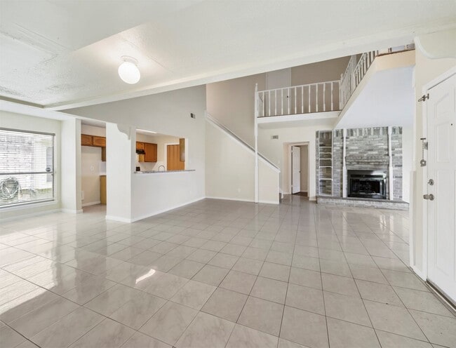 Foto del edificio - 10906 Canarywood Dr