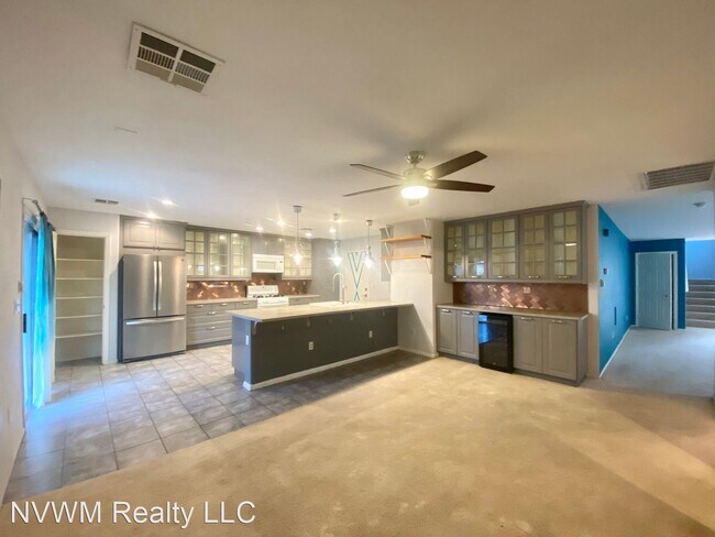 Foto del edificio - 5 br, 3 bath House - 11257 Andreola Ct