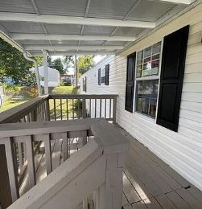 Foto del edificio - 3709 Hampton Ln