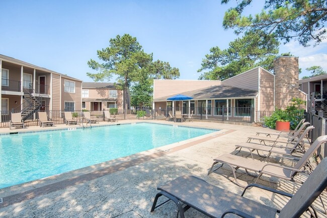 Community Pool - Villa Sierra