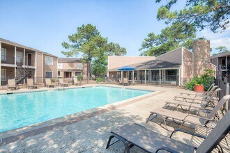 Community Pool - Villa Sierra