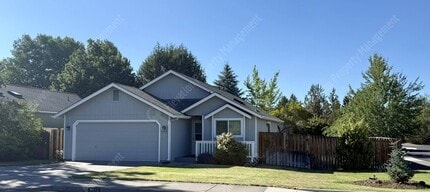 Building Photo - 3092 NE Tahoe Ct