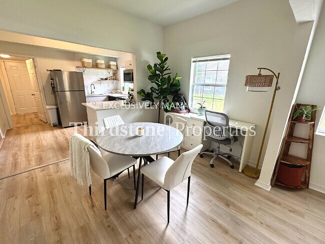 Foto del edificio - 672 Chestnut St