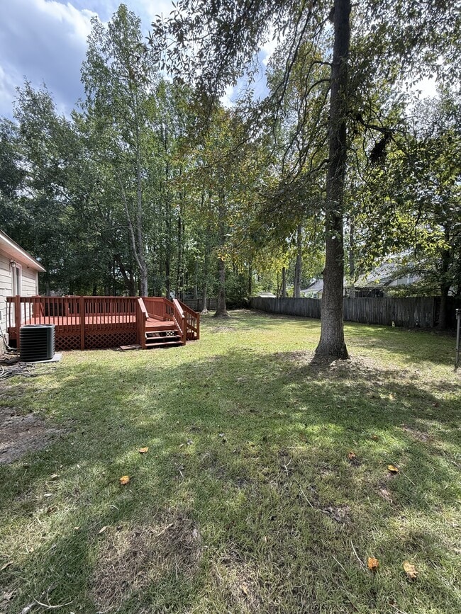 Building Photo - 17 Newworth Ct