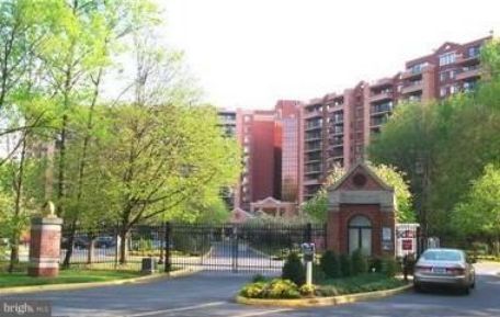 Primary Photo - 2230 George C Marshall Dr