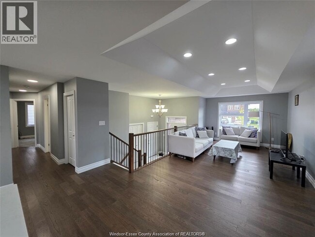 Building Photo - 46 Kingsbridge Dr