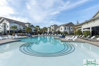 Building Photo - 101 Spring Lakes Dr