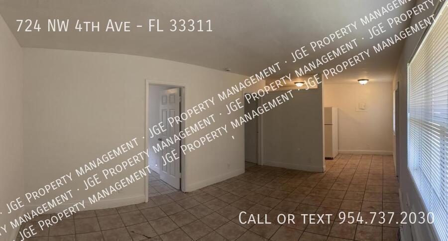 Foto principal - 724 NW 4th Ave