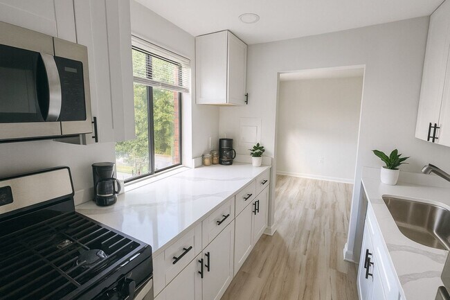 Foto del edificio - 3 Bed 1 Bath SW DC