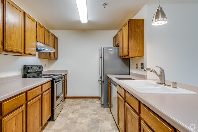 2 BR, 2 BA - 1,080SF - Fountain Hills