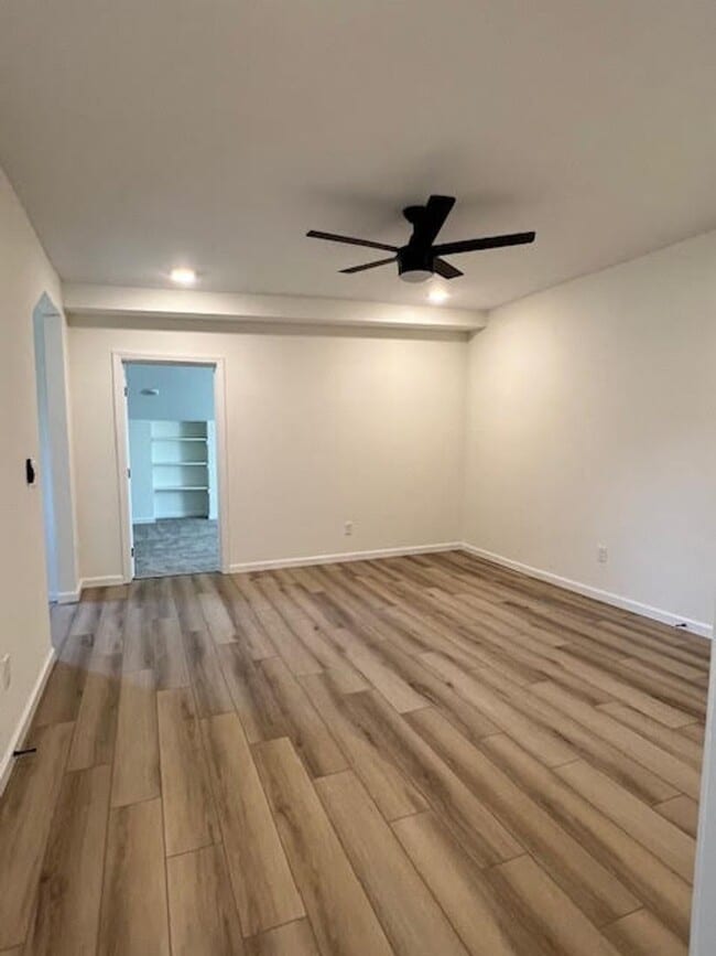 Photo - 1424 California Ave Apartment