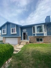 Building Photo - 1719 Beaver Lake Blvd