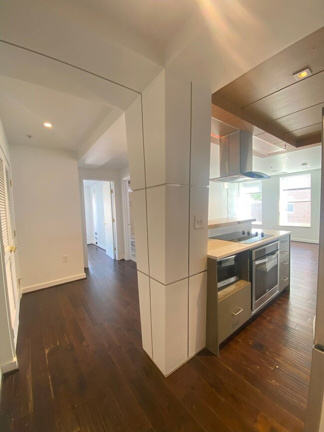 Foto del edificio - Modern 2 Bedroom in Adams Morgan!