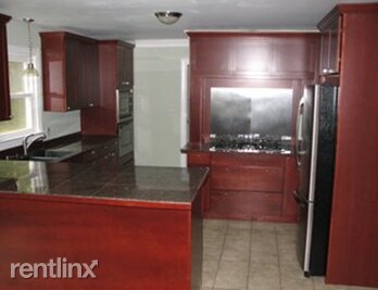 Building Photo - 1231 Forest Acres Dr