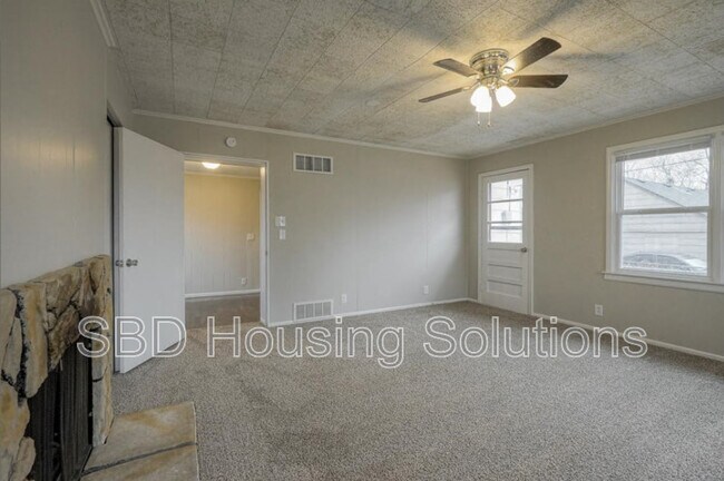 Foto del edificio - 10522 E 10th St S