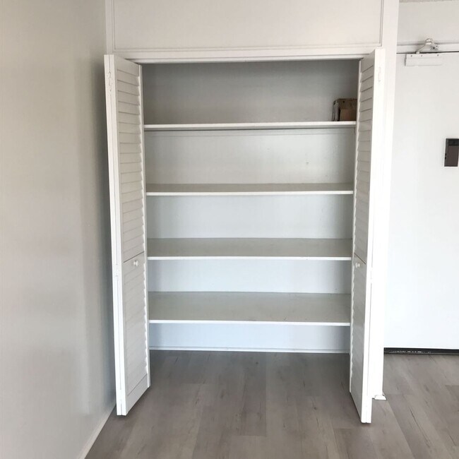 Foto del edificio - 514N&amp;N