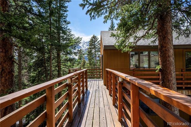Foto principal - 307 Lakeview Dr