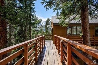 Building Photo - 307 Lakeview Dr