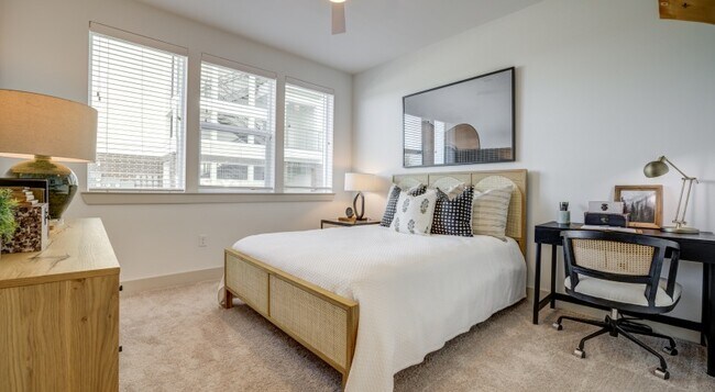 Foto del edificio - Crazy Good 2 Bedroom Apartment, Rent It Now.