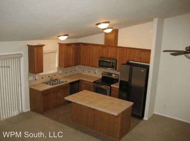 Building Photo - 2 br, 2 bath House - 3218 Festival Ave E