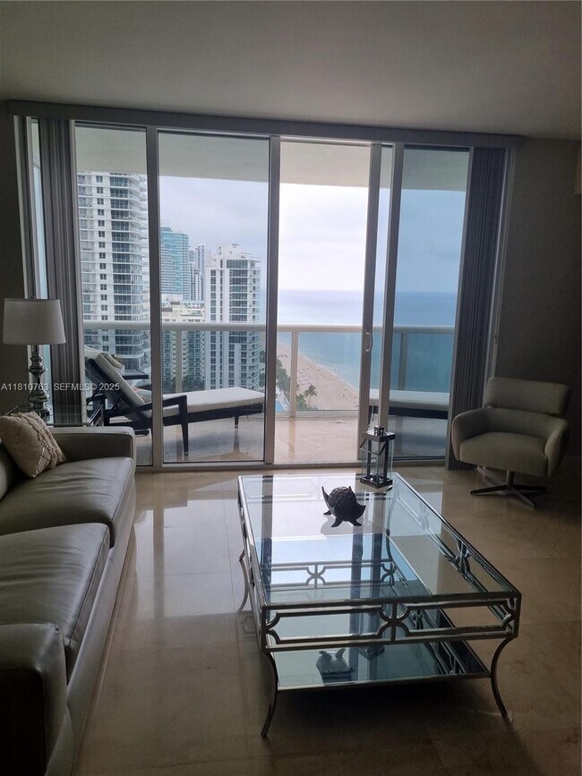 Foto del edificio - 1830 S Ocean Dr