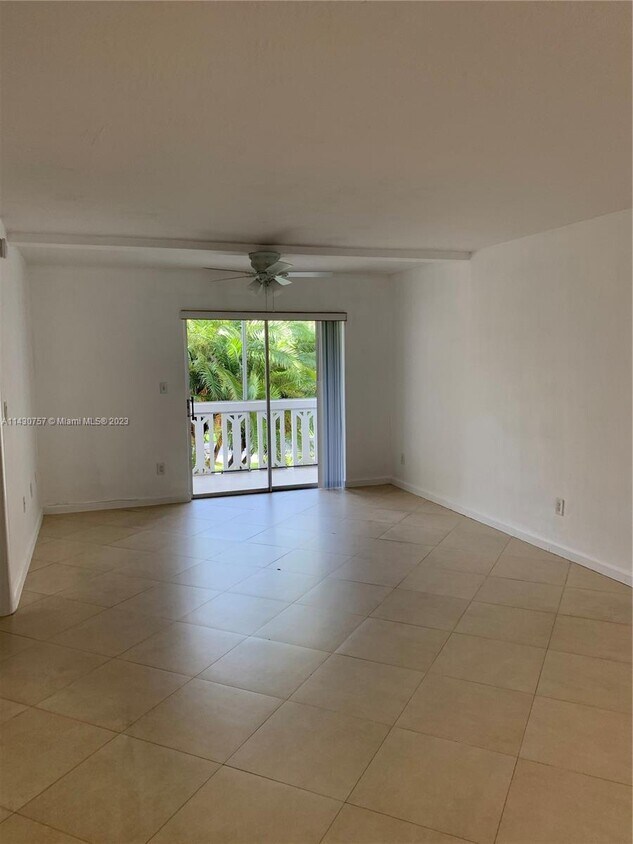 Building Photo - 200 Galen Dr