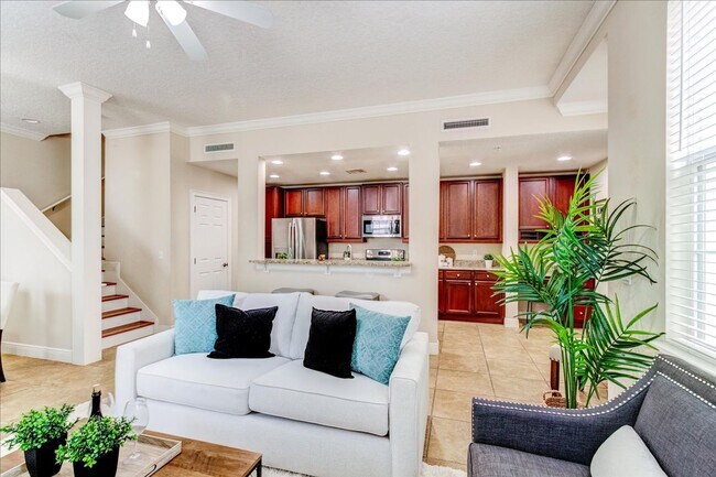 Foto del edificio - Prime Downtown Baldwin Park 3 BR Townhome for Rent – Unbeatable Location!