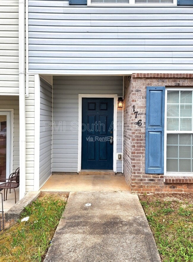 Building Photo - 176 Shenandoah Dr