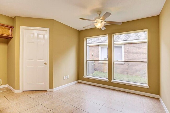 Foto del edificio - 19039 Keyturn Ln