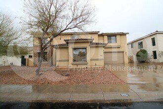 Building Photo - 3951 E Ravenswood Dr
