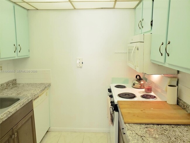 Building Photo - 4271 NW 89th Ave