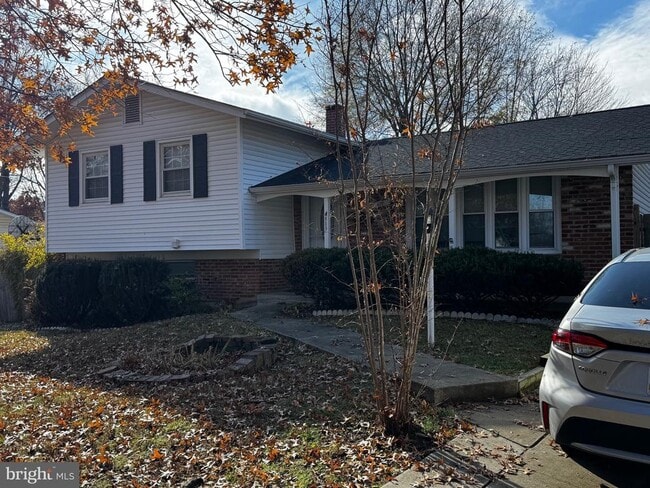 Building Photo - 4111 Landgreen St