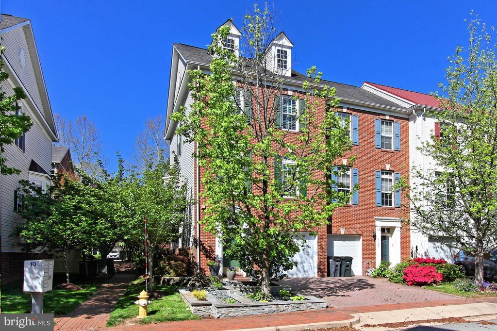 Foto principal - 5120 Grimm Dr