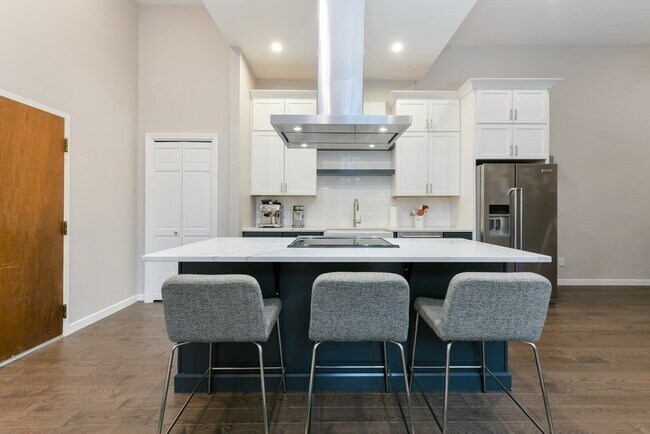 Foto del edificio - 743 E 4th St