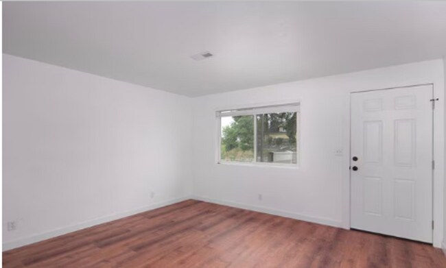 Foto del edificio - 3608/3610 North Monroe Street