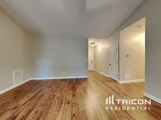 Foto del edificio - 189 Crystal Creek Dr