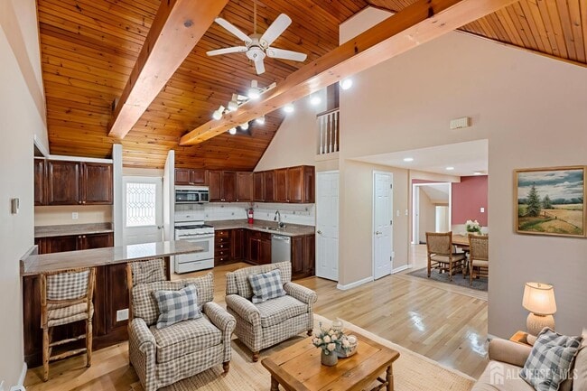 Building Photo - 3850 NJ-27