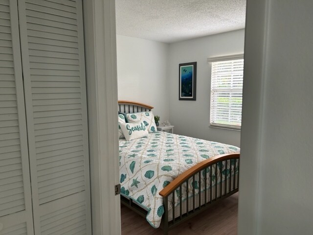 Building Photo - 723 Harrington Lake Dr S