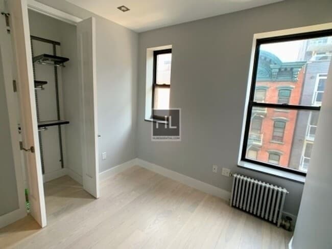 Building Photo - Stanton Street